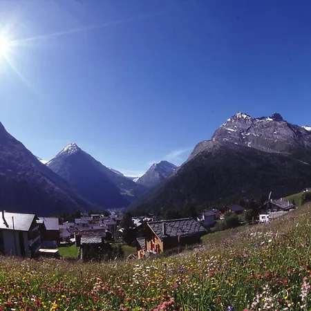 Apartament Holidays - Residenz Chateau Saas-Fee