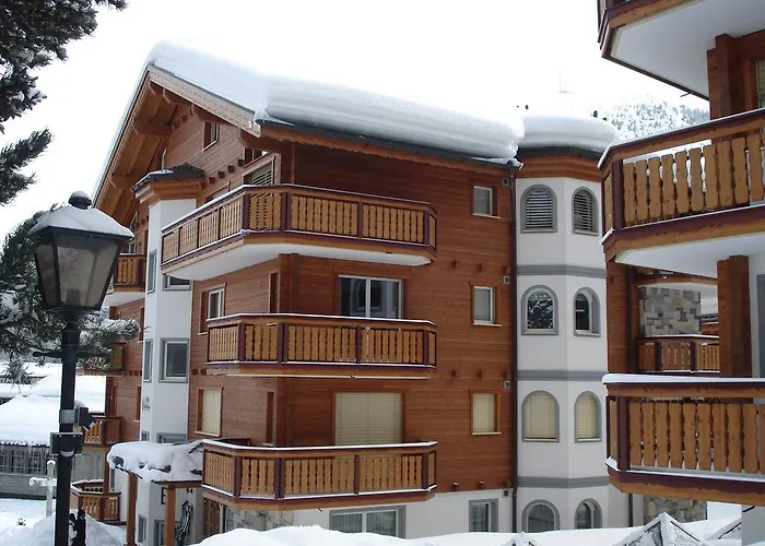 公寓 Holidays - Residenz Chateau 萨斯费